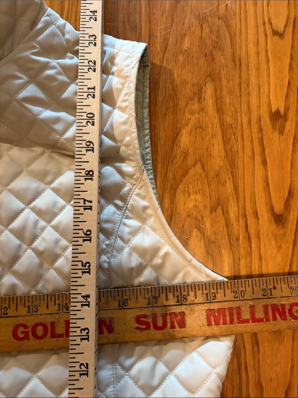 Gray Heat Keep and Cream Eddie Bauer LightweightPuffer Vest - Women's - Picture 7 of 11